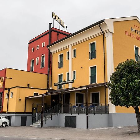 Hotel Blue Ribbon Vercelli Buitenkant foto